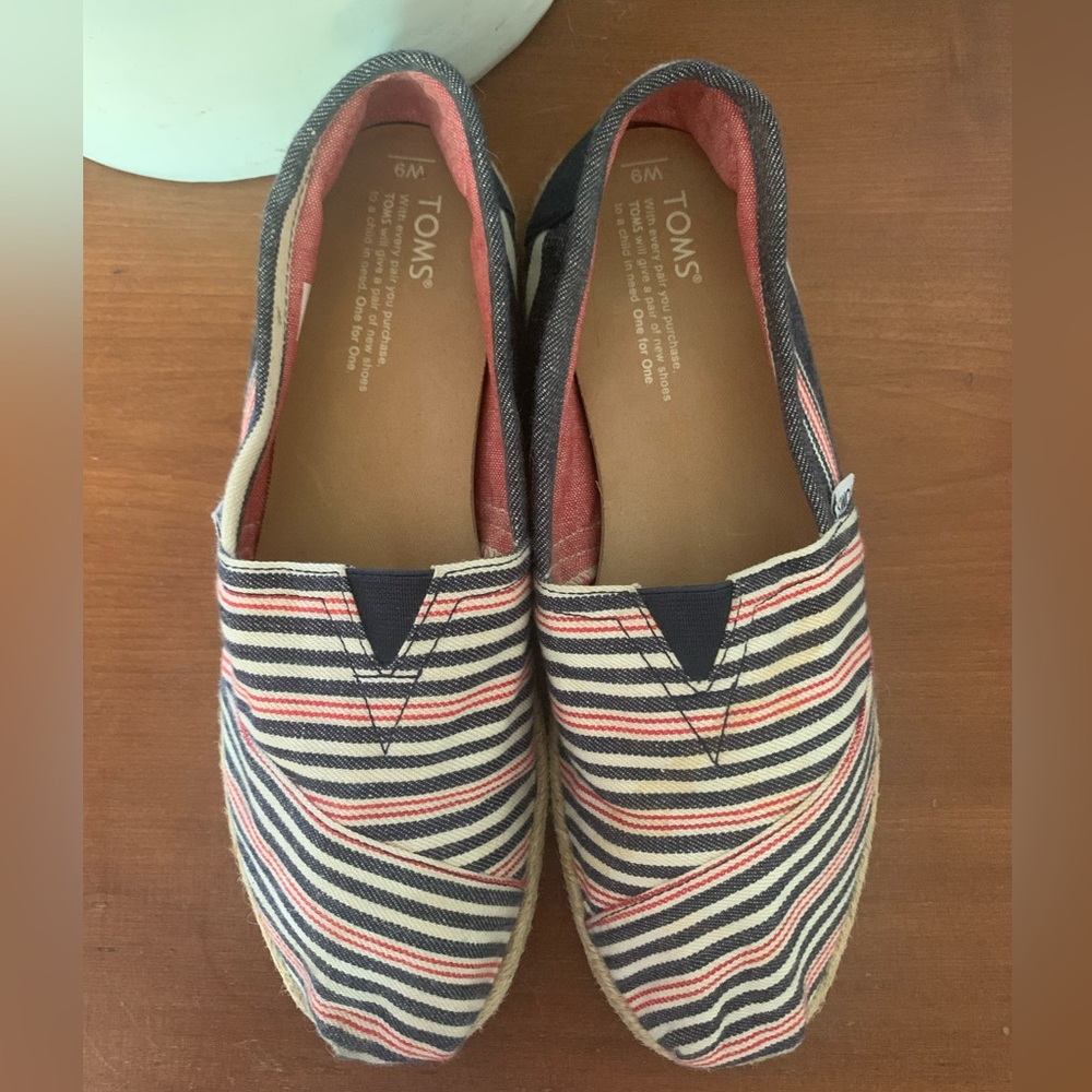 Toms Red White and Blue Size 9